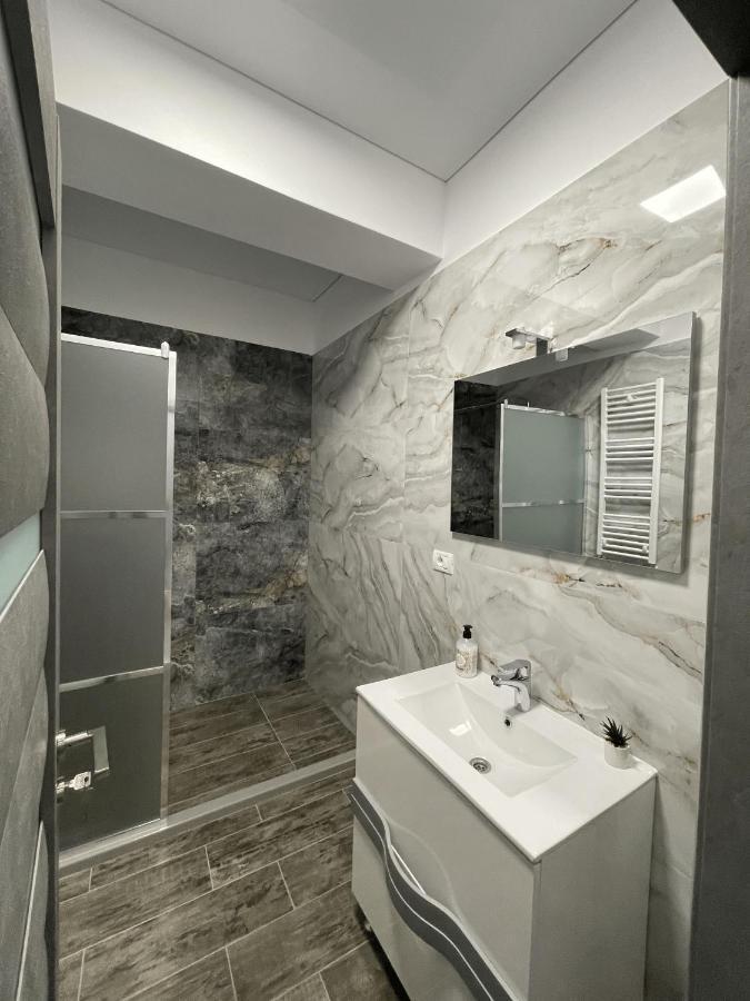 Pic Si Poc Studio Apartment Navodari Exterior photo